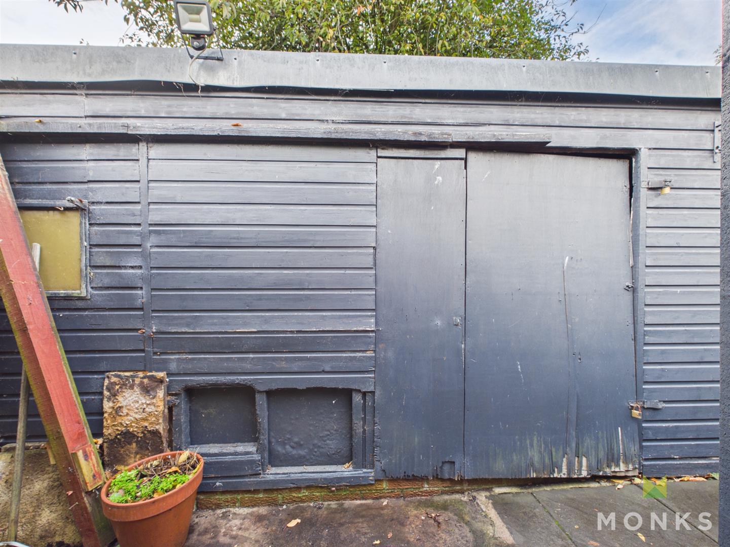 97 Llwyn Road, Oswestry, SY11 1EW For Sale